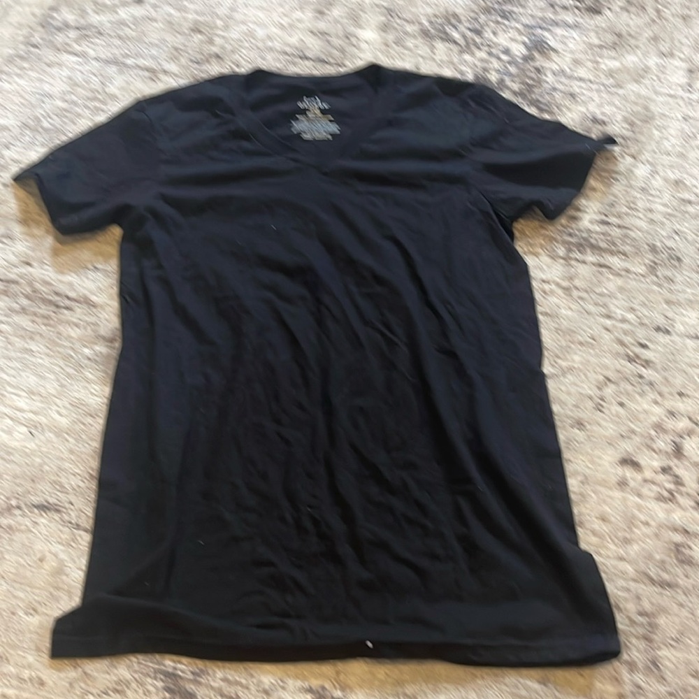 Black tee shirt